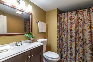 689 Laurel Ave, Wauconda, IL 60084 - Photo 22