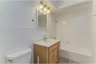 7428 Washington Street #605, Forest Park, IL 60130 - Photo 14