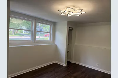 211 E Dresser Road, Dekalb, IL 60115 - Photo 12