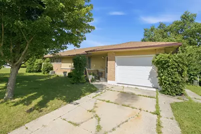 22205 Central Park Avenue, Park Forest, IL 60466 - Photo 4