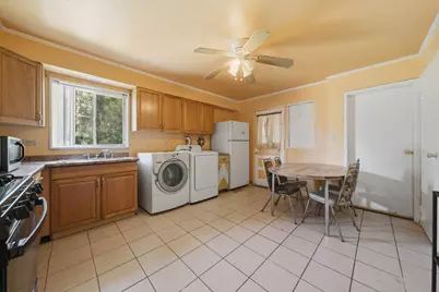 22205 Central Park Avenue, Park Forest, IL 60466 - Photo 14