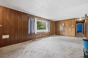 22205 Central Park Ave, Park Forest, IL 60466 - Photo 6