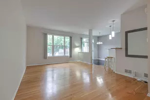 467 Pine Lake Cir, Vernon Hills, IL 60061 - Photo 14