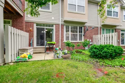 467 Pine Lake Circle, Vernon Hills, IL 60061 - Photo 36