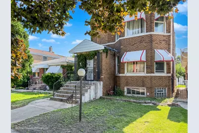 9737 S Prairie Avenue, Chicago, IL 60628 - Photo 10