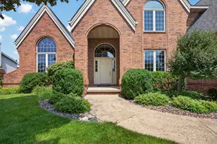 402 Northridge Cc Estates, Normal, IL 61761 - Photo 2