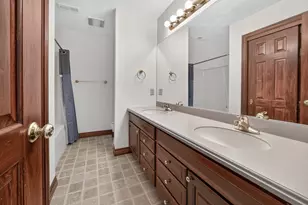 402 Northridge Cc Estates, Normal, IL 61761 - Photo 50