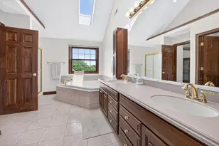 402 Northridge Cc Estates, Normal, IL 61761 - Photo 40