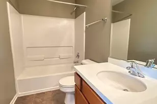 789 Lewisburg Ln, Aurora, IL 60504 - Photo 14