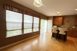 789 Lewisburg Ln, Aurora, IL 60504 - Photo 6