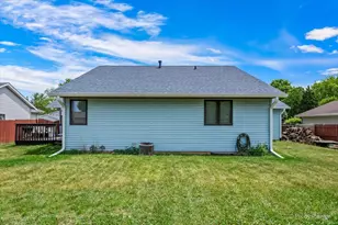 811 Arnold Ave, Rockford, IL 61108 - Photo 32