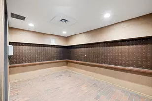 5445 N Sheridan Rd, Chicago, IL 60640 - Photo 30