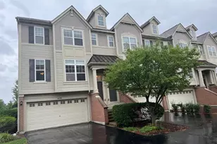 429 N Commerce St, Aurora, IL 60504 - Photo 1