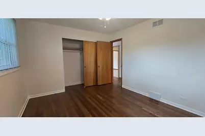 8607 N Osceola Avenue, Niles, IL 60714 - Photo 12