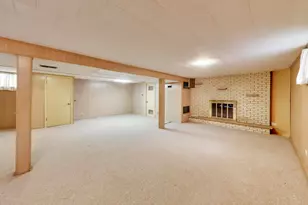 1015 Sherwood Dr, Prospect Heights, IL 60070 - Photo 12