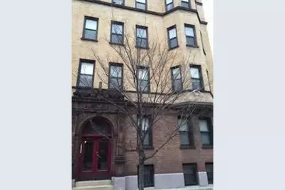 666 W Oakdale Avenue #1, Chicago, IL 60613 - Photo 1