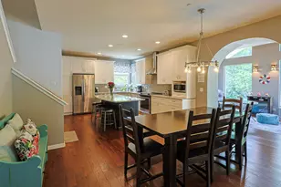 5686 Angouleme Ln, Hoffman Estates, IL 60192 - Photo 14