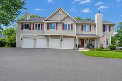 302 Windsor Court #D, South Elgin, IL 60177 - Photo 1