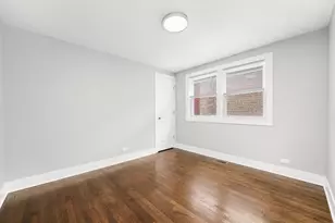 819 E 98th Pl, Chicago, IL 60628 - Photo 38