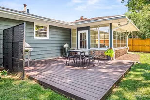 210 Briar Ln, North Aurora, IL 60542 - Photo 24