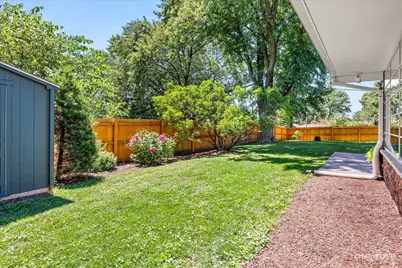 210 Briar Lane, North Aurora, IL 60542 - Photo 26