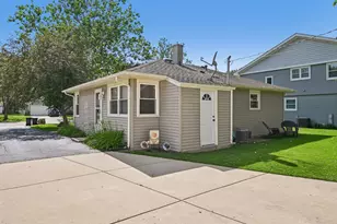 3002 Owl Dr, Rolling Meadows, IL 60008 - Photo 14