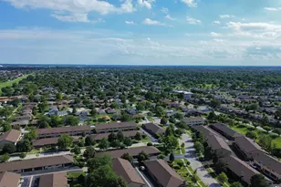 8252 Ashley Ln, Tinley Park, IL 60477 - Photo 20