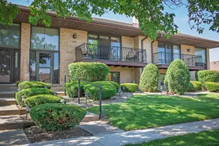 8252 Ashley Ln, Tinley Park, IL 60477 - Photo 1