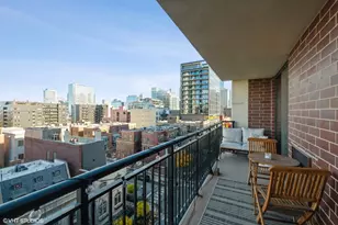 451 W Huron St, Chicago, IL 60654 - Photo 14
