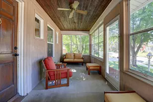 302 W 13th St, Sterling, IL 61081 - Photo 4