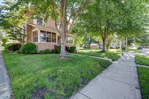 302 W 13th St, Sterling, IL 61081 - Photo 38