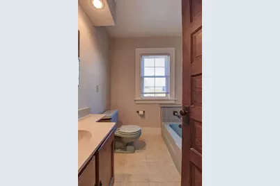 302 W 13th Street, Sterling, IL 61081 - Photo 26