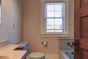 302 W 13th St, Sterling, IL 61081 - Photo 26