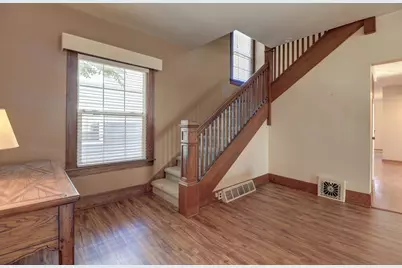 302 W 13th Street, Sterling, IL 61081 - Photo 8