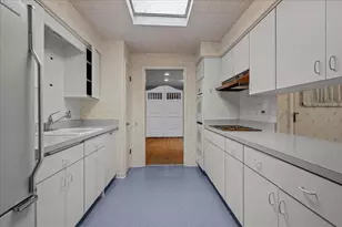 2708 Summit Ave, Highland Park, IL 60035 - Photo 8
