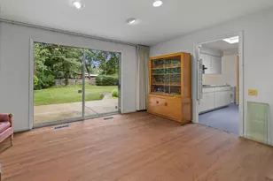 2708 Summit Ave, Highland Park, IL 60035 - Photo 6