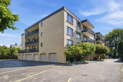 1534 McDaniels Avenue #3E, Highland Park, IL 60035 - Photo 1