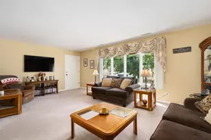7294 W Diversey Ave, Elmwood Park, IL 60707 - Photo 4
