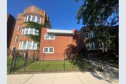 7832 S Cregier Avenue #2E, Chicago, IL 60649 - Photo 1