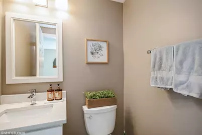 707 Clover Hill Court, Elk Grove Village, IL 60007 - Photo 16