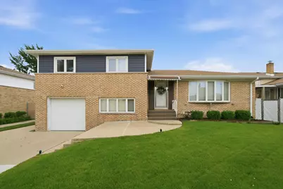 [Address not provided], Melrose Park, IL 60160 - Photo 1