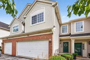 949 Tanager Ct, Glen Ellyn, IL 60137 - Photo 2