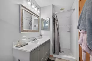 949 Tanager Ct, Glen Ellyn, IL 60137 - Photo 20
