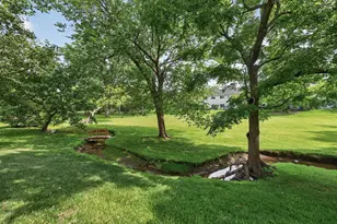 949 Tanager Ct, Glen Ellyn, IL 60137 - Photo 26