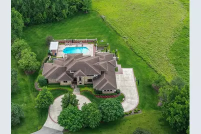 39W973 Crosscreek Lane, Saint Charles, IL 60175 - Photo 2