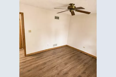 1323 Buell Avenue #B, Joliet, IL 60435 - Photo 12