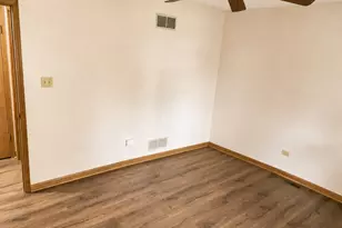 1323 Buell Ave, Joliet, IL 60435 - Photo 12