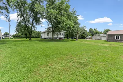 1005 W 7th Street, Centralia, IL 62801 - Photo 8