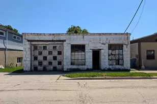 231 Lincoln St, Marseilles, IL 61341 - Photo 1