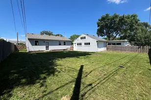 125 Riverside Dr, Montgomery, IL 60538 - Photo 18